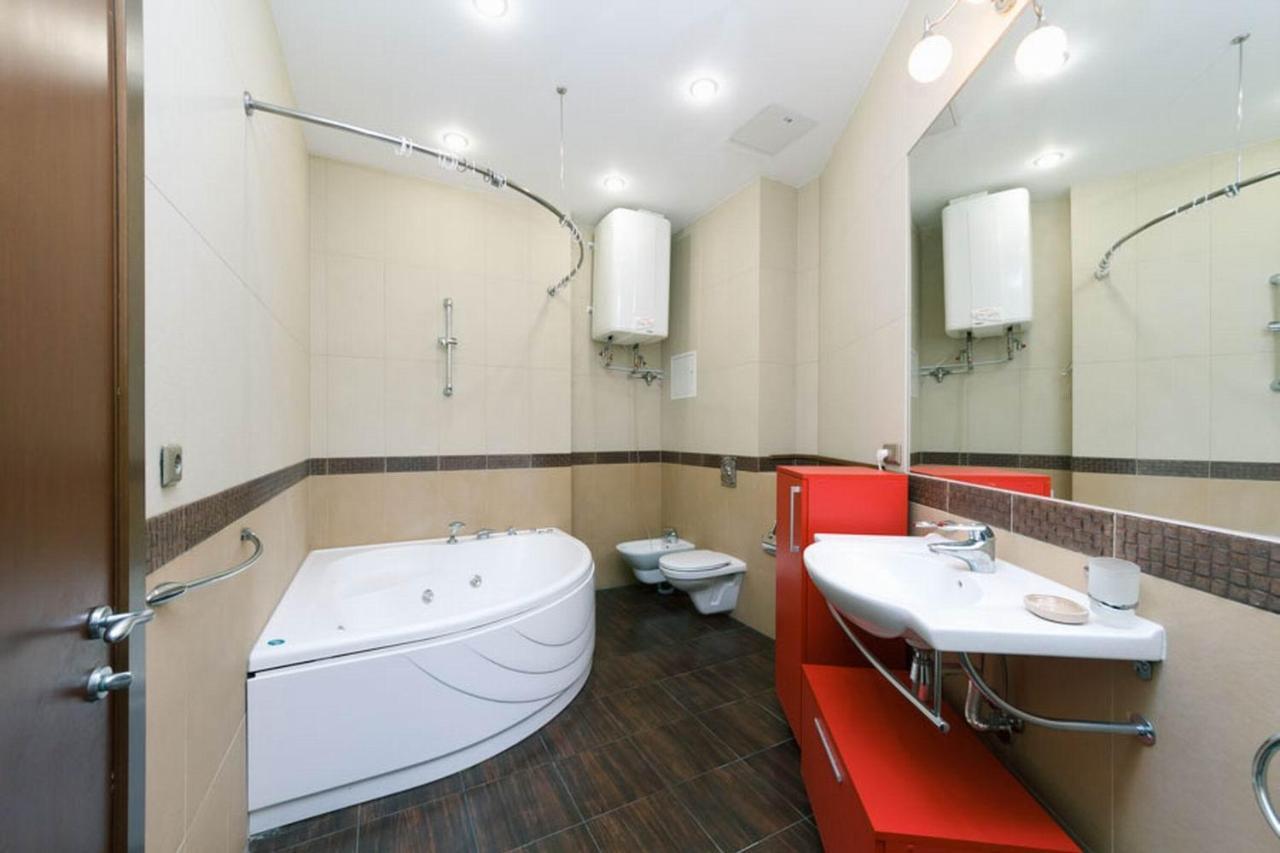 Апартаменты Lux Near Maidan, Khreschutyk 3Br Киев Экстерьер фото